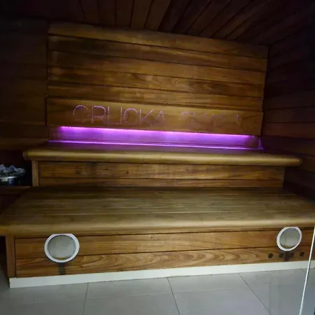 Bed & Breakfast Orlicka Skala 3*